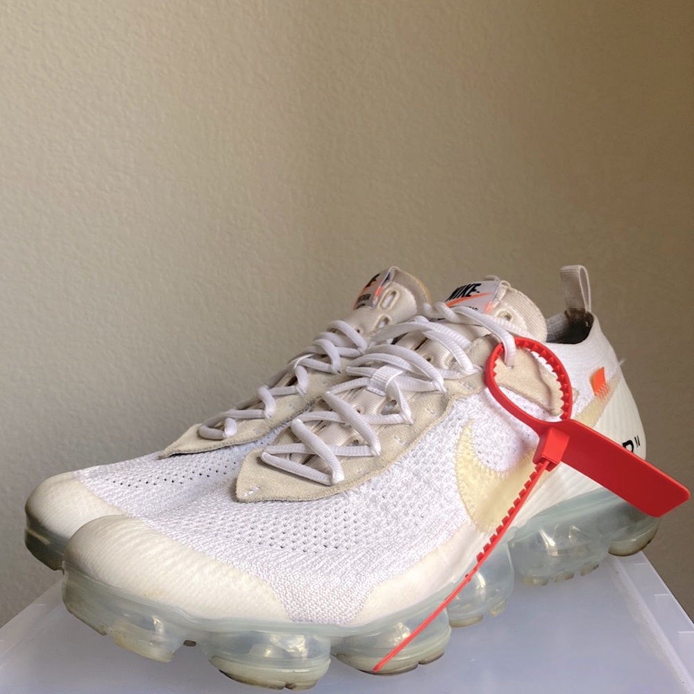 NIKE OFF WHITE VAPORMAX WHITE——READ DESCRIPTION